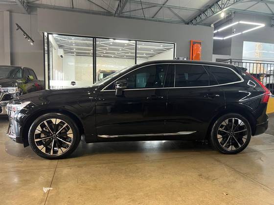 VOLVO XC60 2.0 T8 PHEV ULTRA AWD GEARTRONIC VOLVO XC60 2.0 T8 PHEV ULTRA AWD GEARTRONIC